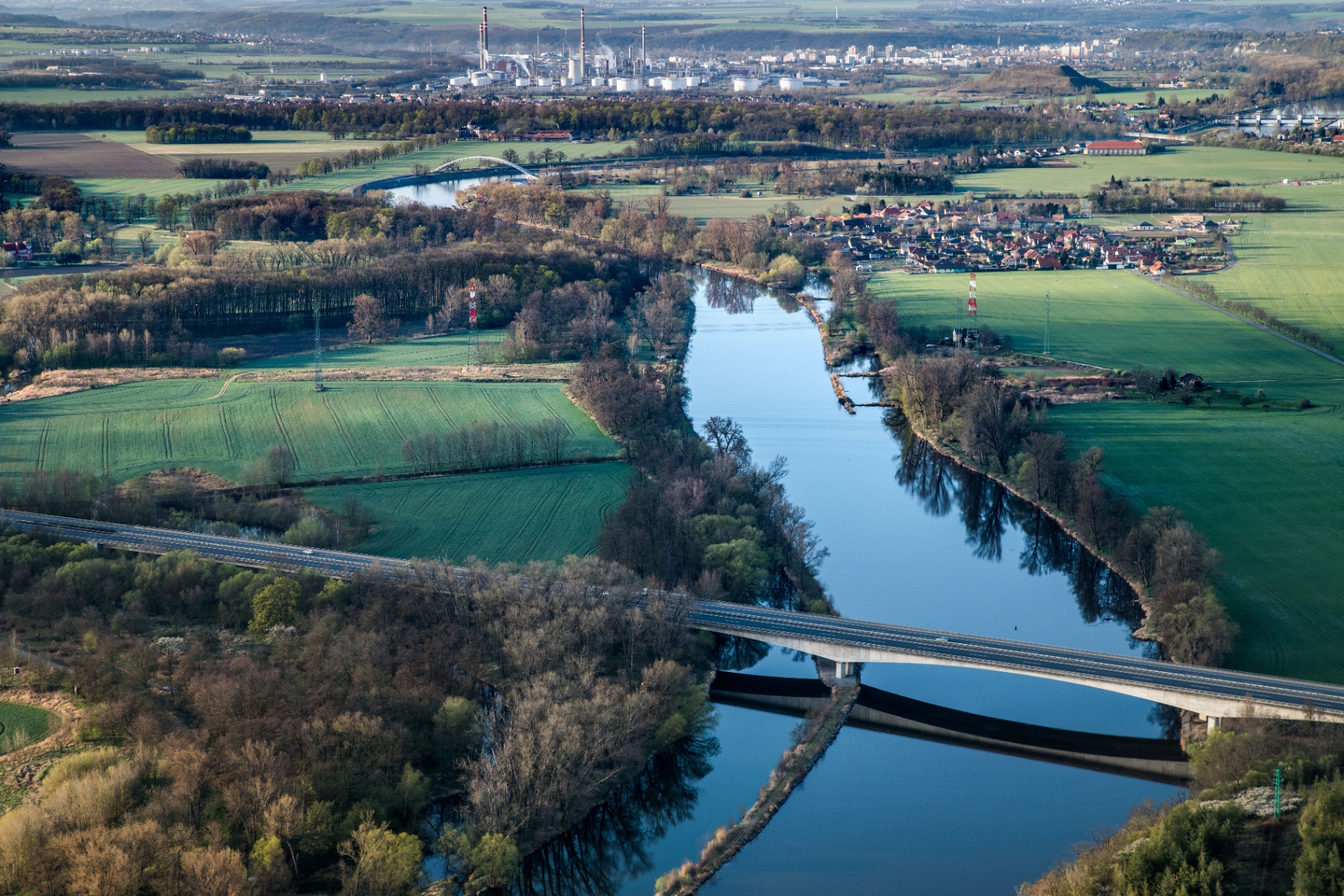 Řeka Labe u Roudnice nad Labem