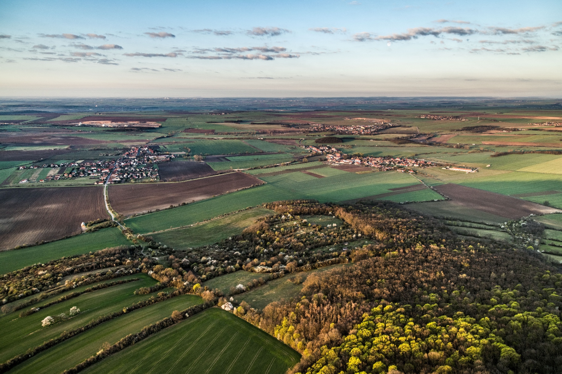 Krajina Podřipska z ptačí perspektivy
